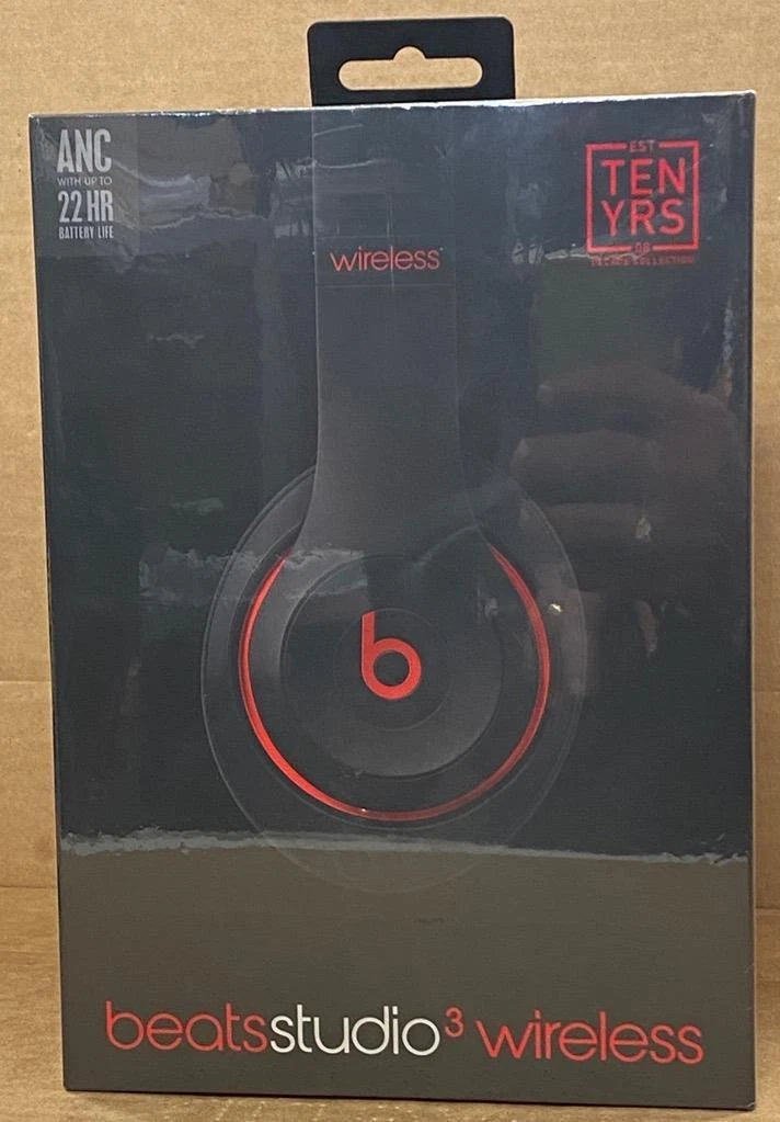 Beats Studio 3 Wireless Over-Ear Headphones - Defiant Black / Red | Pure ANC